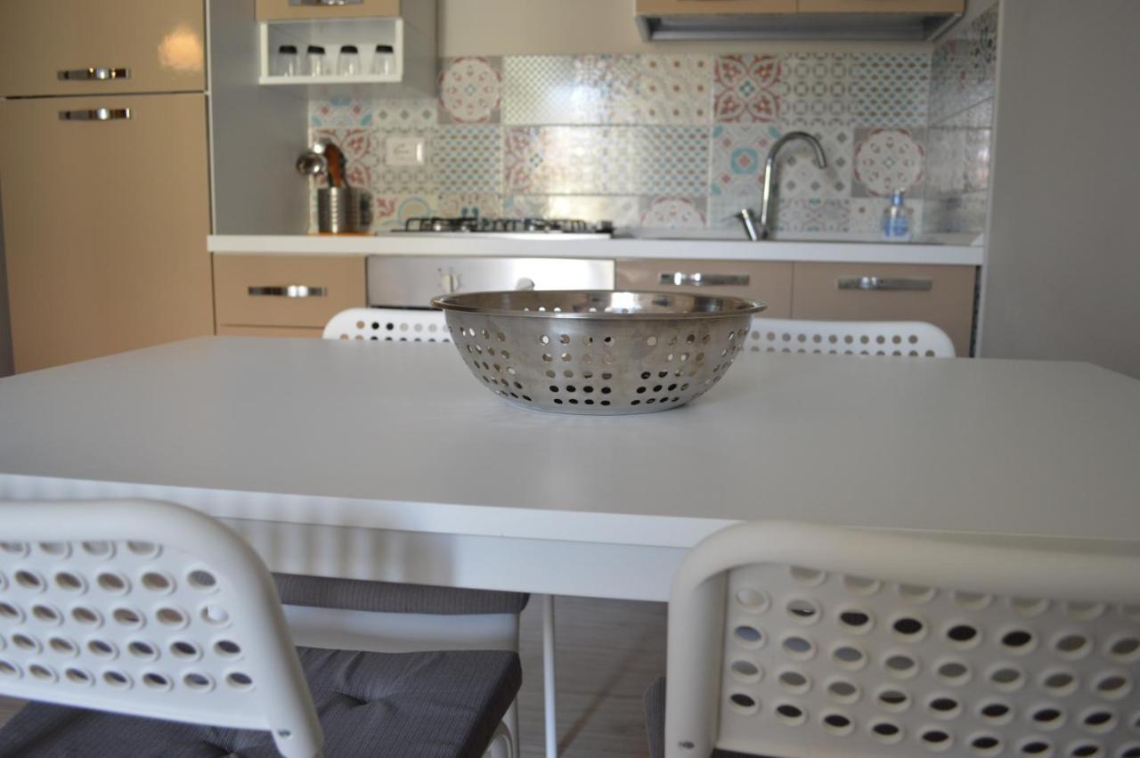 Ad Un Passo Dal Mare Apartment Porto Sant'Elpidio Bagian luar foto
