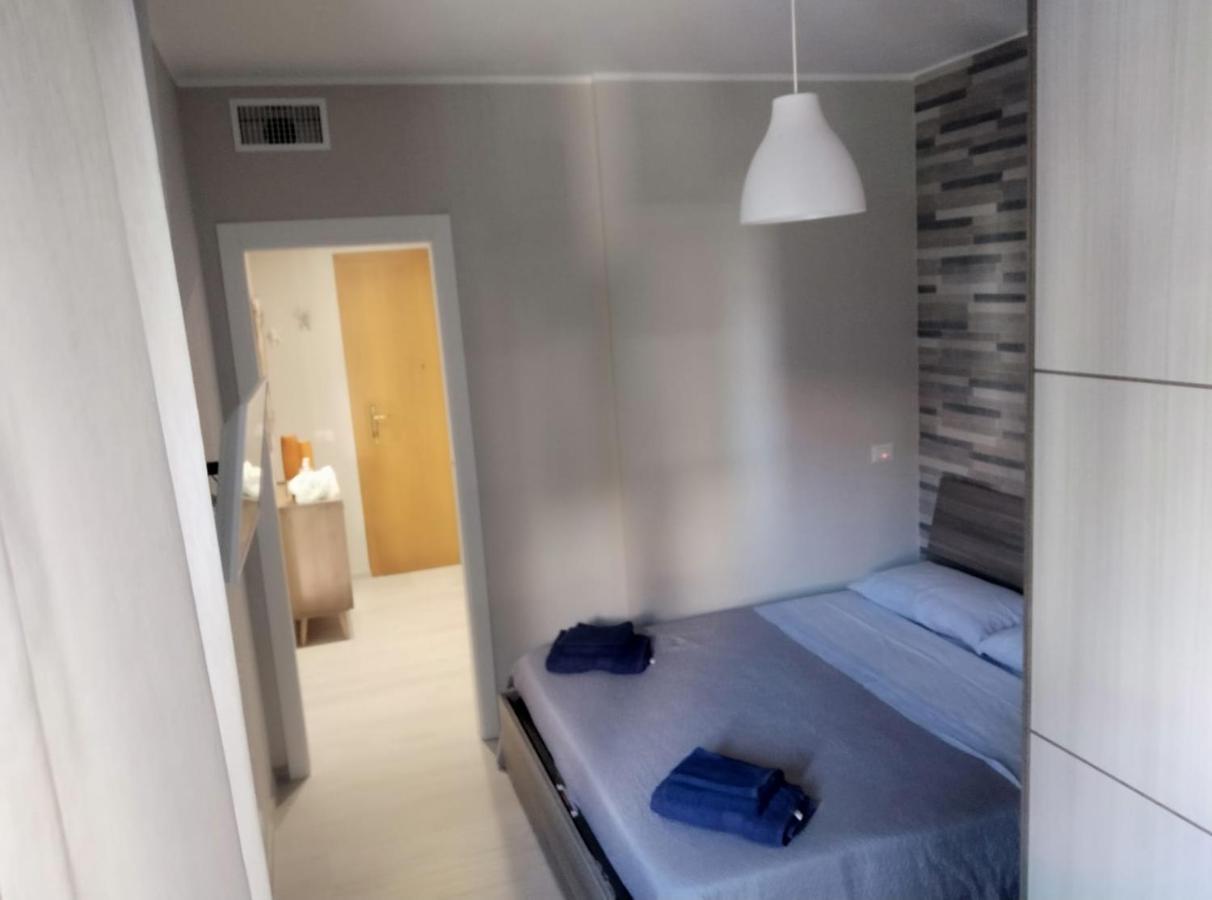 Ad Un Passo Dal Mare Apartment Porto Sant'Elpidio Bagian luar foto