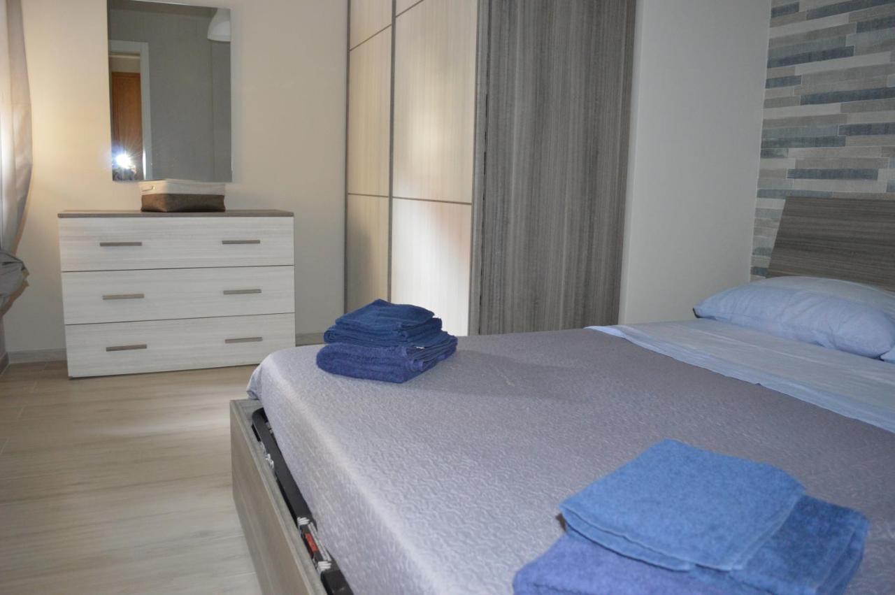 Ad Un Passo Dal Mare Apartment Porto Sant'Elpidio Bagian luar foto