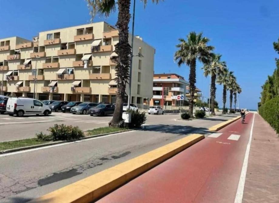 Ad Un Passo Dal Mare Apartment Porto Sant'Elpidio Bagian luar foto